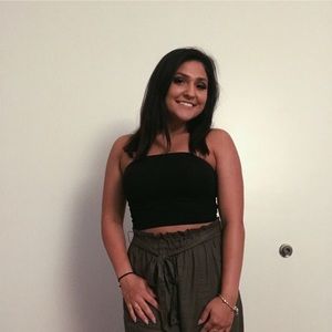 Meet your Posher, Laura